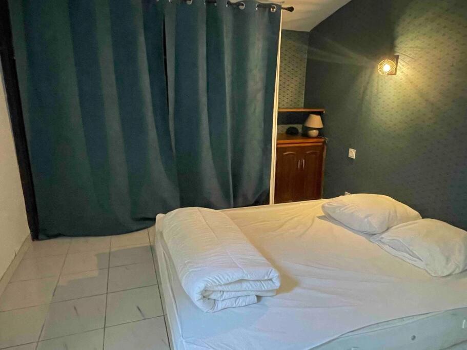 Charmante Maison En Plein Coeur De *